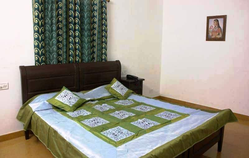 Hotel Sanjay Villas